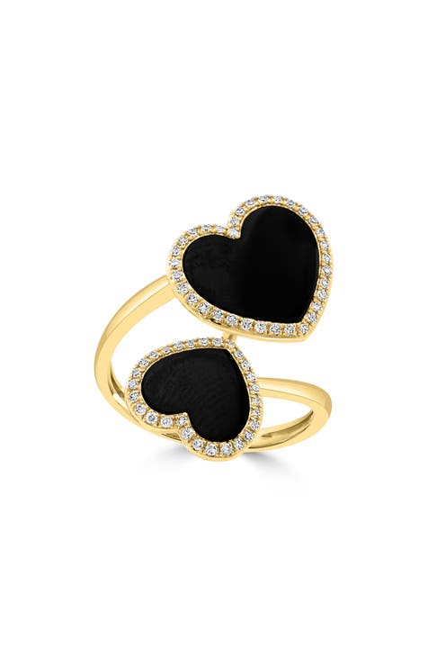 Anillo de diamantes y ónix con mango partido en forma de corazón