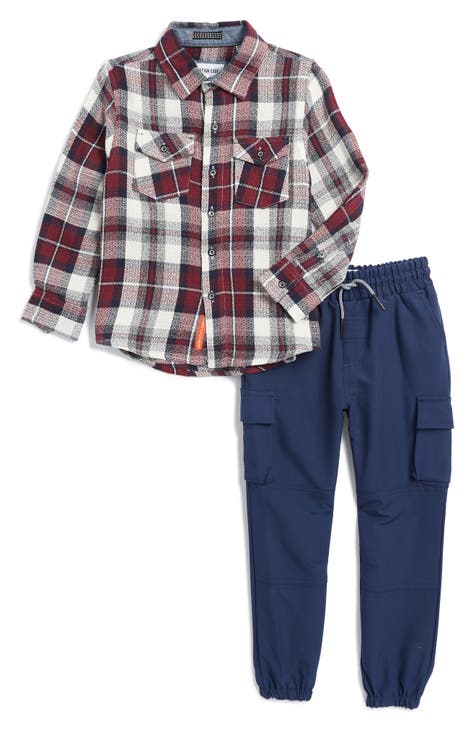 Conjunto de camisa abotonada a cuadros y pantalones cargo para niños (niño pequeño)