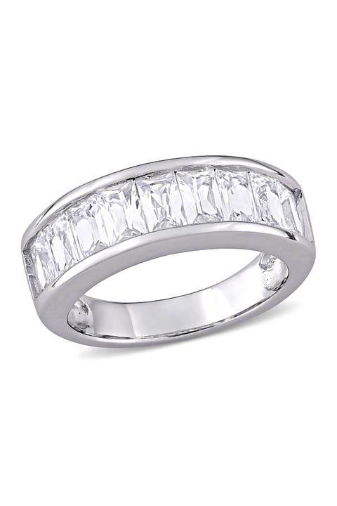 Anillo de plata de ley con zafiro blanco creado talla baguette