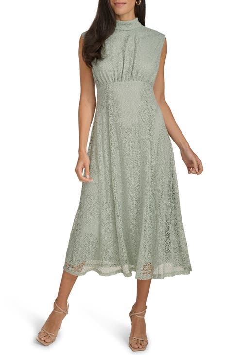 Vestido acampanado de encaje sin mangas con cuello simulado