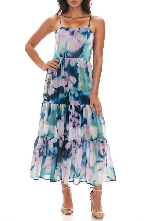 Vestido largo escalonado con espalda fruncida