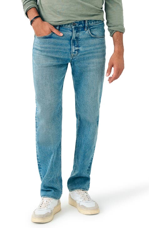 Jeans estrechos de pierna recta (Lavado Sandy Point)