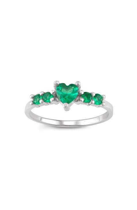 Anillo infantil de plata de ley con corazón de circonita cúbica