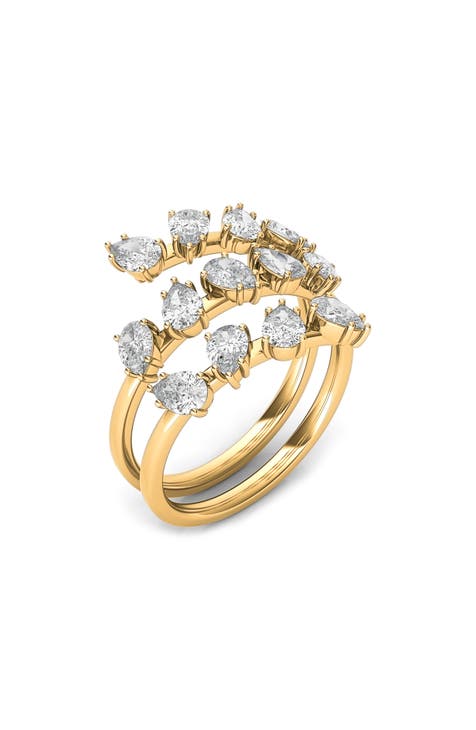 Anillo en espiral con diamantes creados en laboratorio talla pera