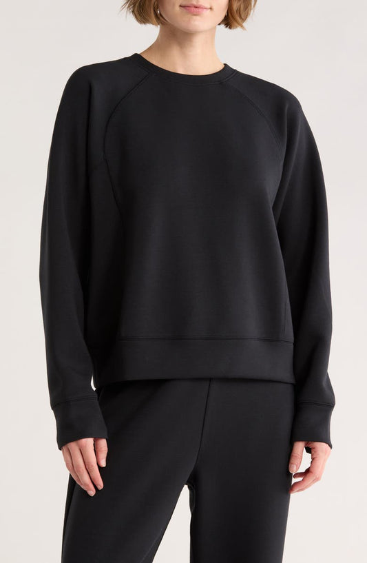 Crewneck Pullover