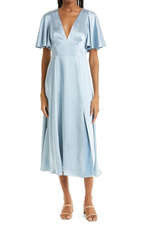 Vestido de satén con mangas tipo capa Immie