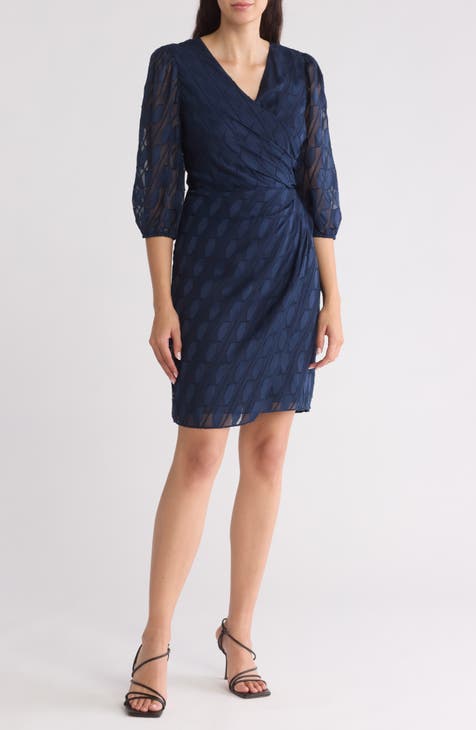 Vestido cruzado sintético desgastado (regular y plus)