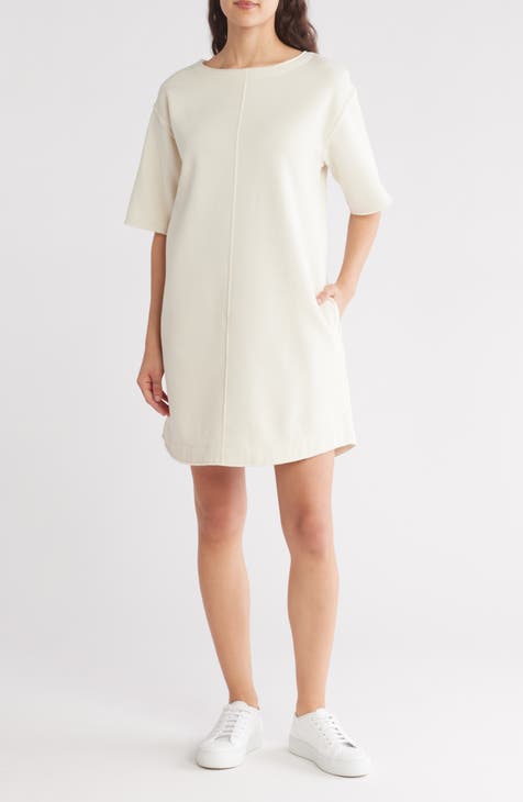 Vestido recto de manga corta con costuras
