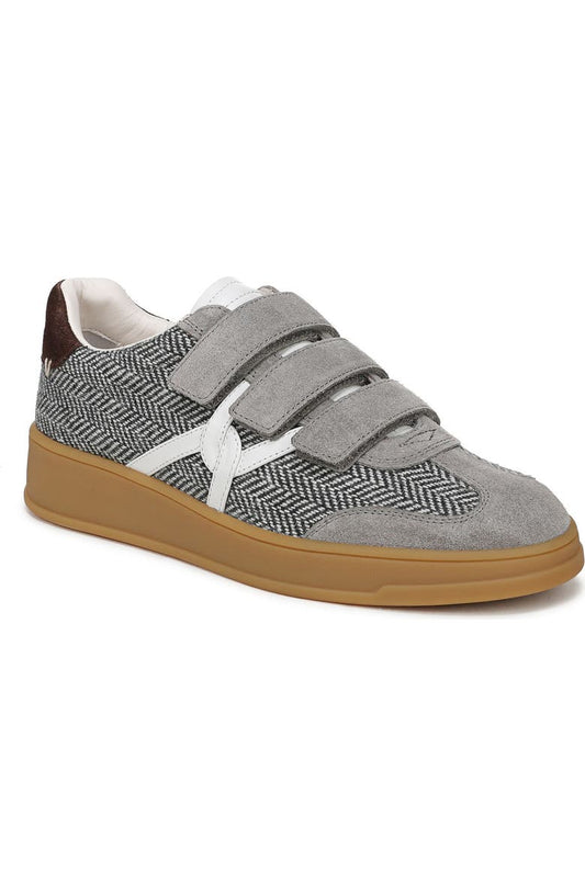 Reagan Sneaker (Women)