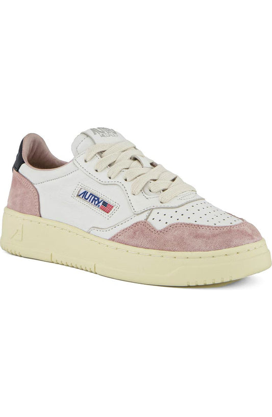 Medalist Low Top Sneaker (Women)
