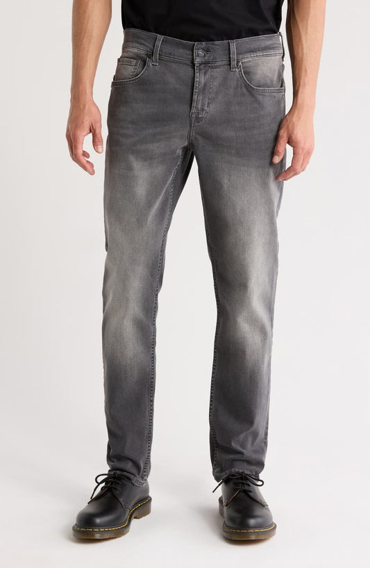Slimmy Tapered Leg Jeans (Shaking)