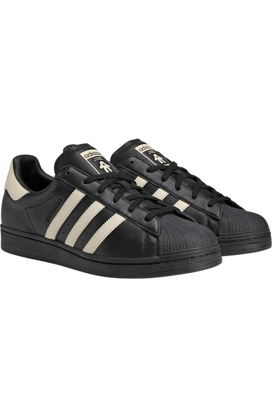 x Avavav Superstar Superfinger Pack Sneaker (Women)