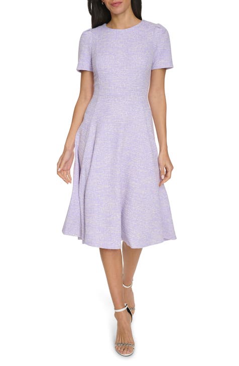 Vestido midi con vuelo y corte de tweed de manga corta