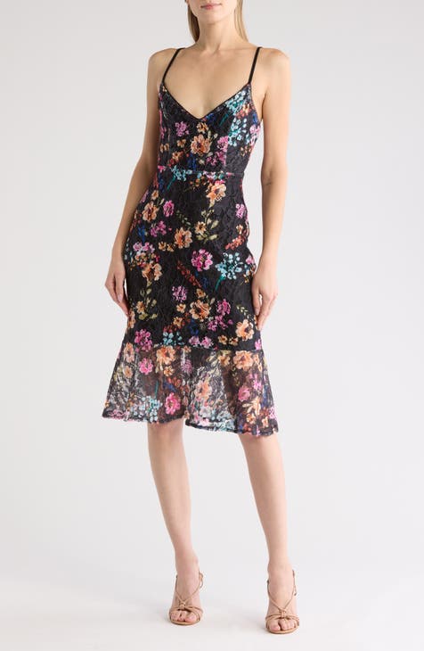Vestido midi de encaje con dobladillo con volante floral