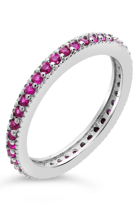 Anillo de eternidad apilable de plata de ley con circonita cúbica