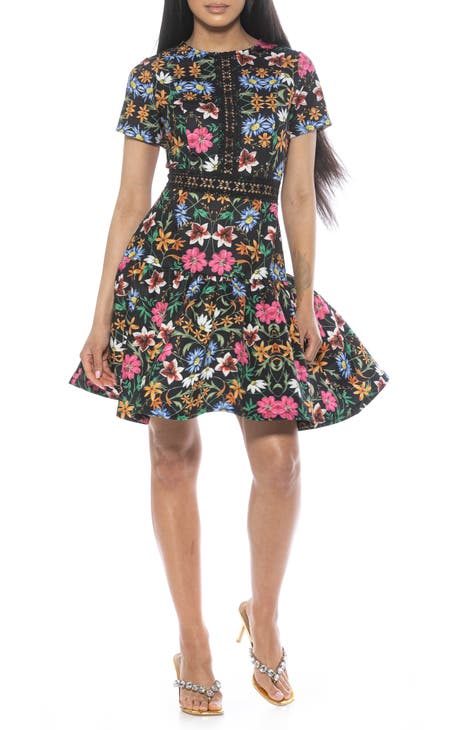 Vestido entallado y con vuelo con ribete de encaje Alexa