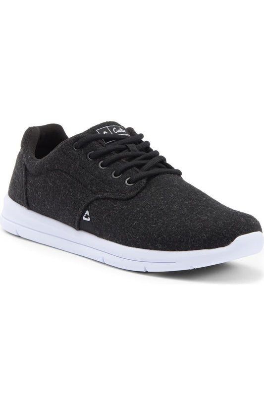 The Daily Sneaker (Men)