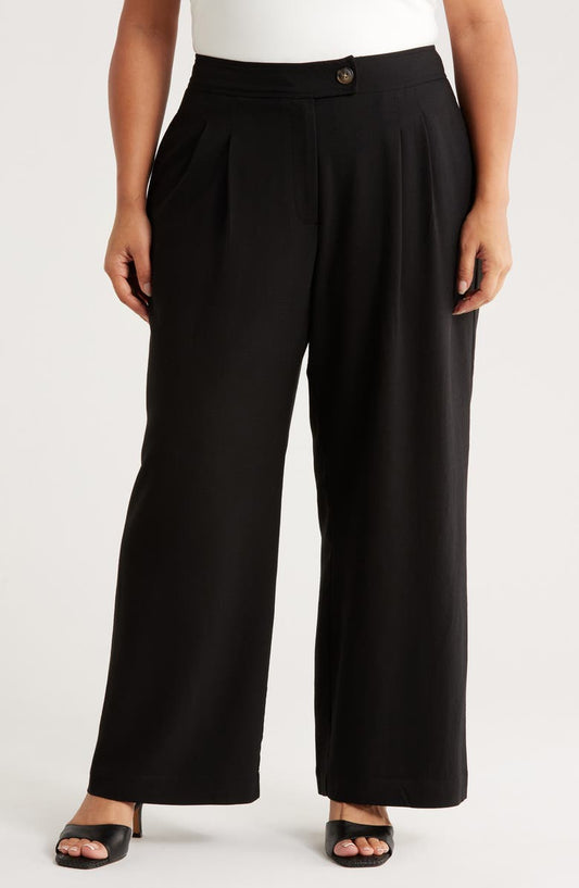 Pleated Front Wide Leg Pants (Plus)