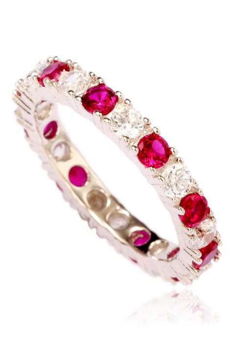 Anillo de plata de ley con circonita cúbica, rubí rojo y banda de eternidad alternada