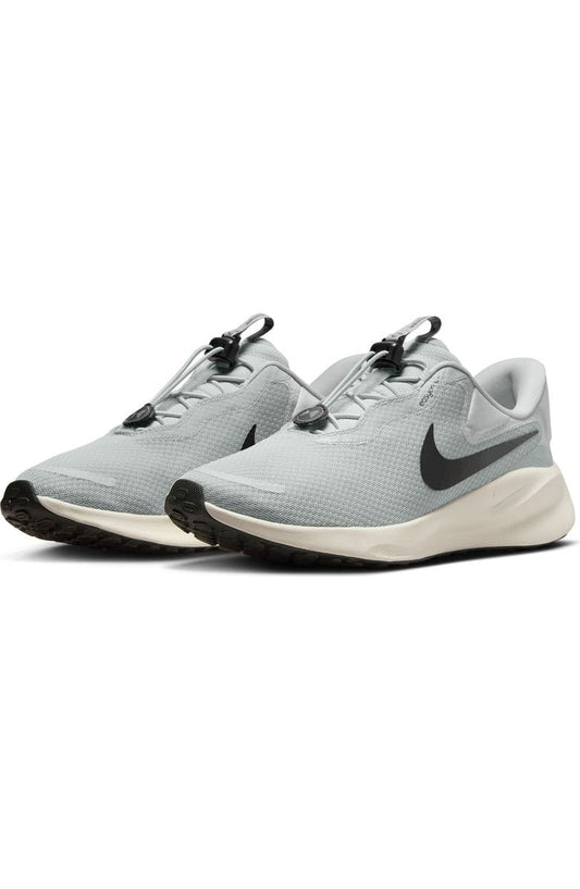 Revolution 7 Road Running Shoe (Men)
