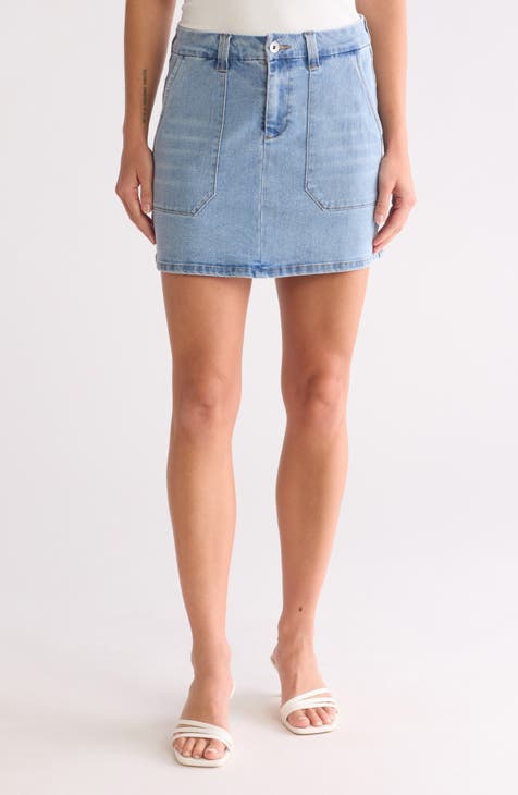 Minifalda vaquera con abrigo dorado