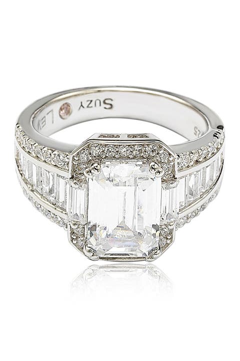 Anillo de compromiso de plata de ley con circonita cúbica talla esmeralda y talla redonda