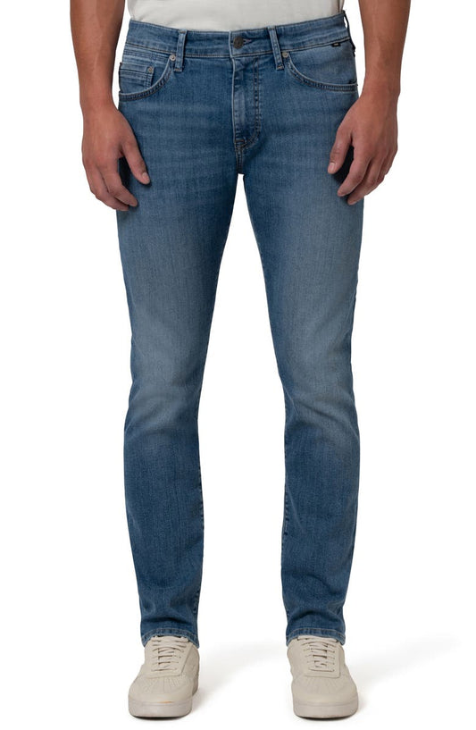 Matt Relaxed Straight Leg Jeans (Mid Shaded Williamsburg)