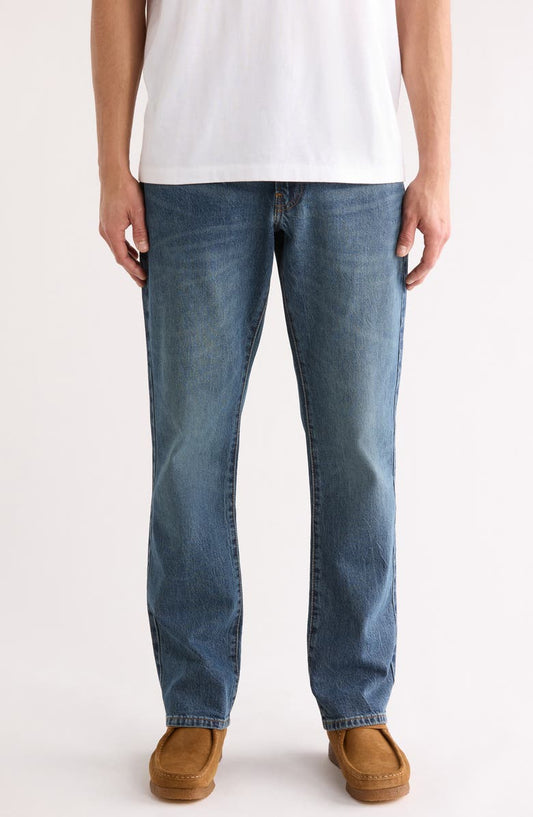 223 Straight Leg Jeans