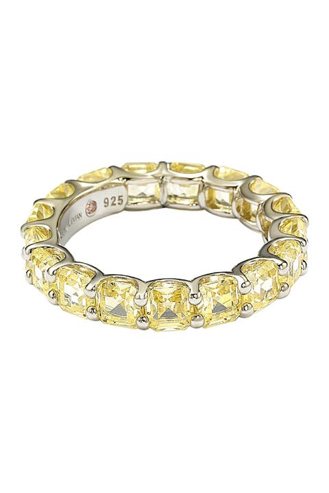 Anillo de eternidad moderno con circonita cúbica