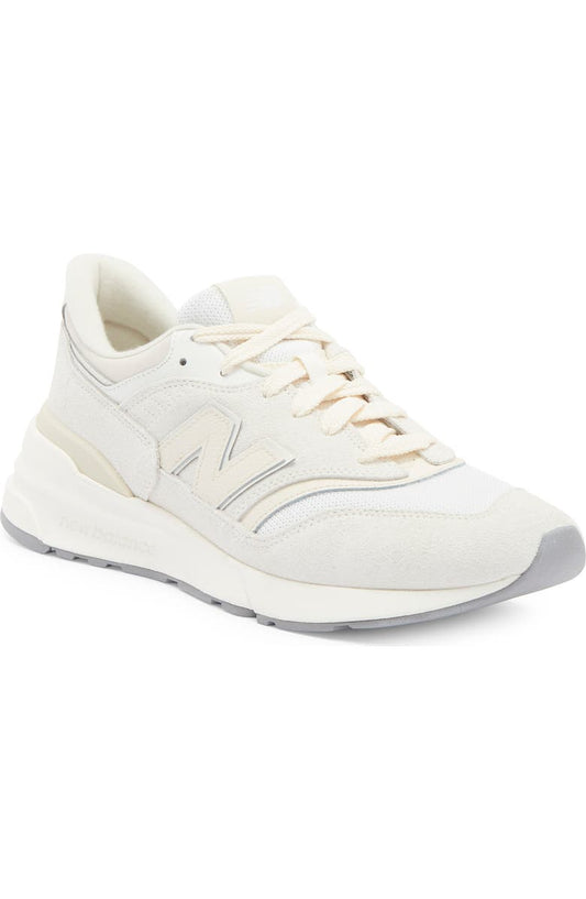 Gender Inclusive 997R Sneaker