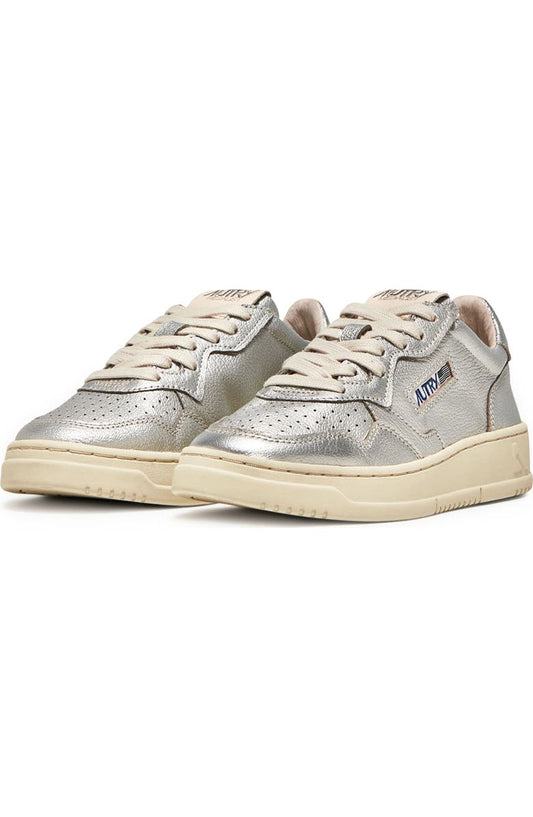 Medalist Low Sneaker (Women)